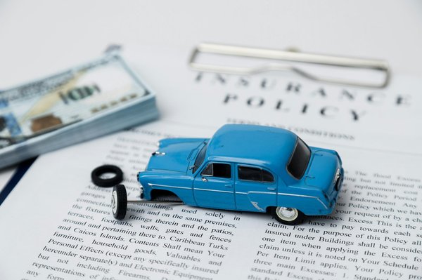 Comment souscrire la meilleure assurance voiture facilement ?